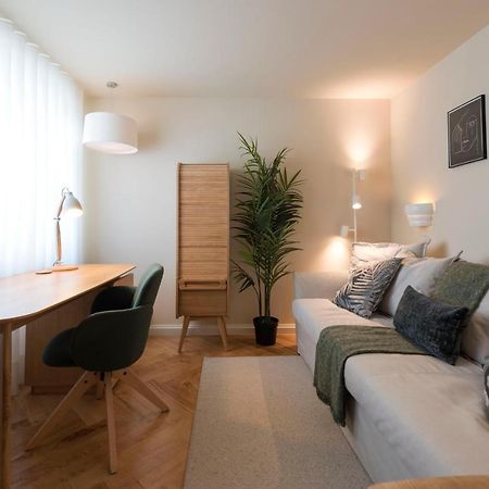 Emporium Deluxe 3Br Apartment W/ Private Parking By Lovelystay Порту Экстерьер фото